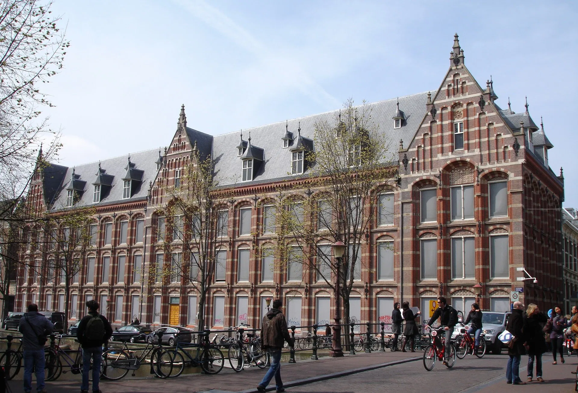 University of Amsterdam Merit Scholarship: A Gateway to International Education